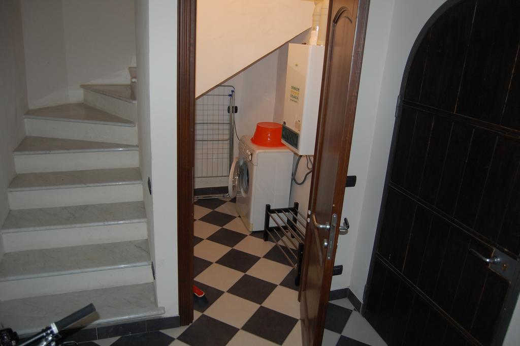 Koala Apartment Finale Ligure Luaran gambar